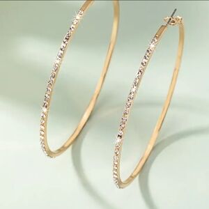 Elegant 18 Kt Gold Plated Hoop Earrings